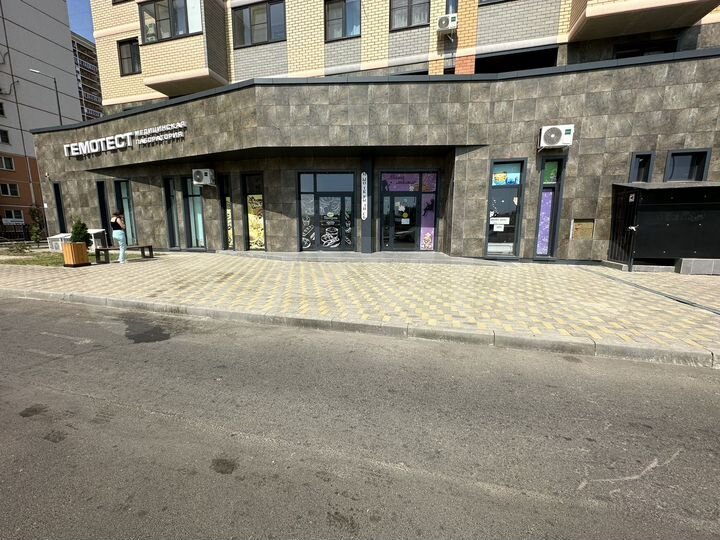 Торговая площадь ЖК квартет, 52.5 м²