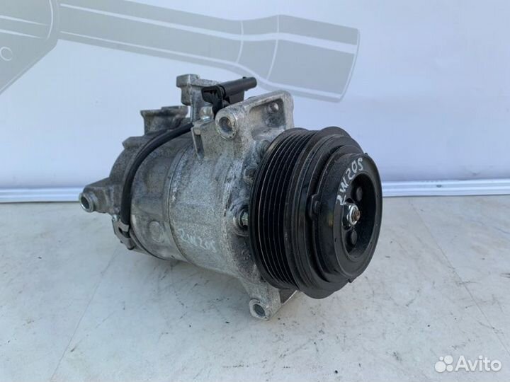 Компрессор кондиционера Mercedes-Benz C C205