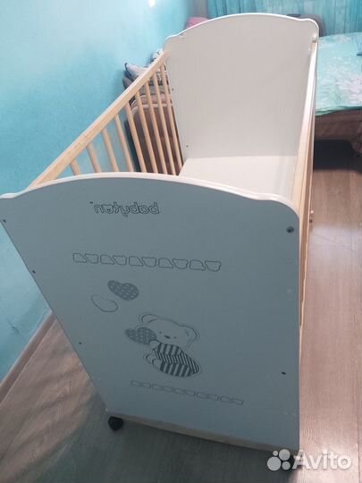 Детская кроватка