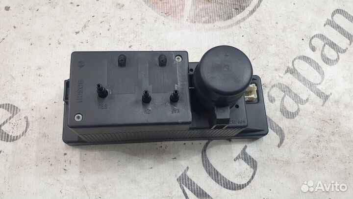 Компрессор центрального замка на Mercedes W210