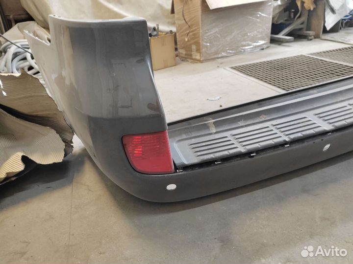 Бампер задний на LX 570