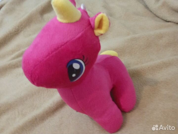 Игрушки плюшевые, в отличном состоянии