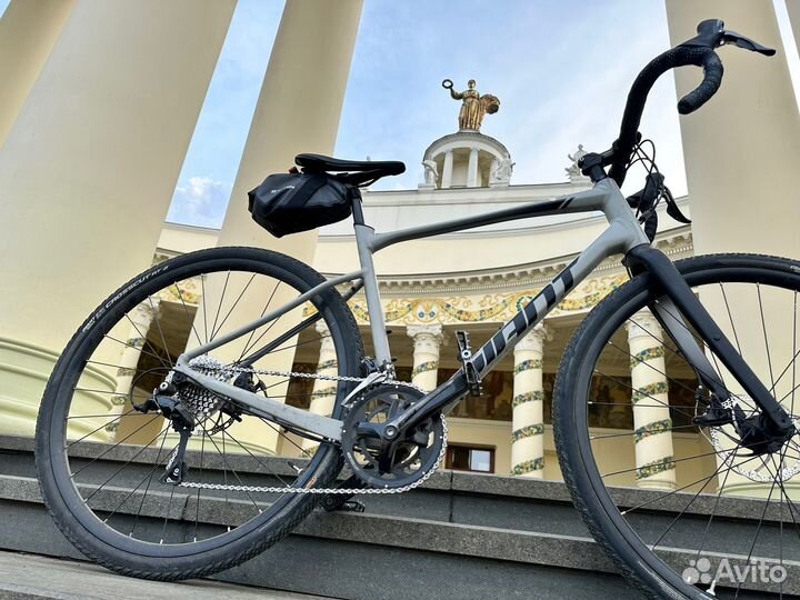 Giant revolt 2 2021 гравийный велосипед