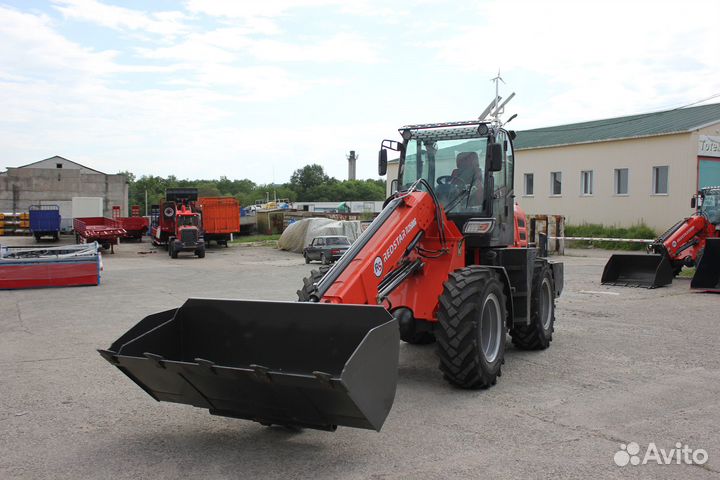 Телескопический погрузчик Redstar TL2500G, 2023