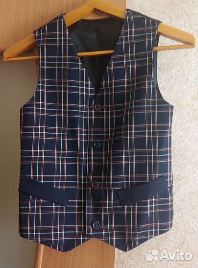 Жилетка школьная 146