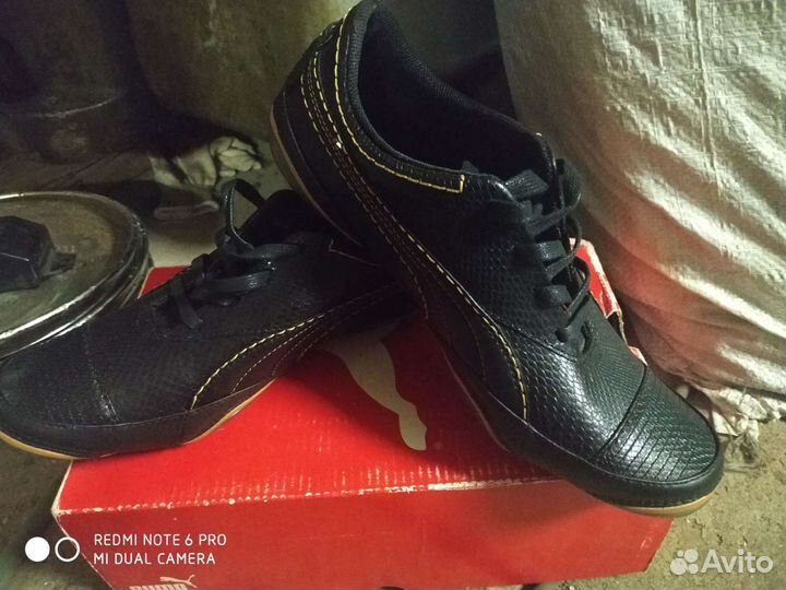 39) Кроссовки Puma (новые)