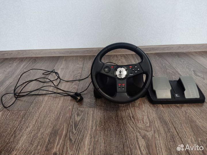 Руль Logitech Formula Vibration Feedback Wheel