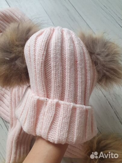 Шапка и шарф Moncler