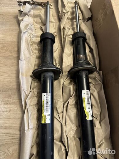 Амортизаторы передней подвески Mercedes E w213