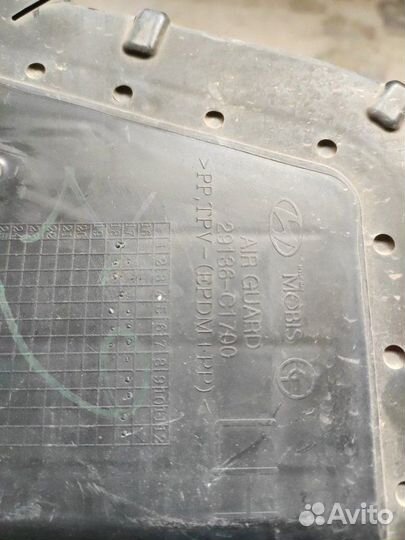 Дефлектор радиатора левый Hyundai Sonata 7 2014