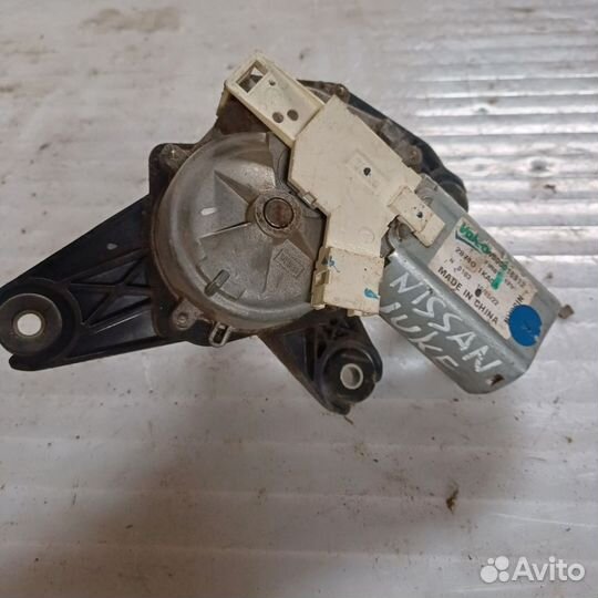 Моторчик дворников крышки багажника Nissan Juke