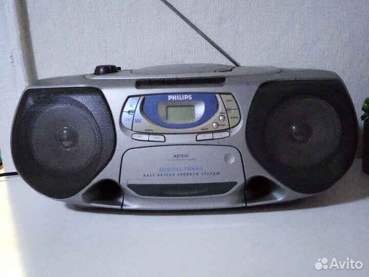 Магнитофон Philips az 1020