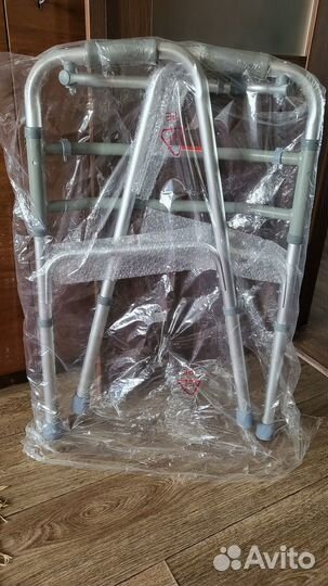 Ходунки для взрослых шагающие