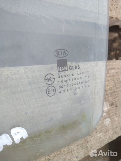Стекло дверное заднее левое Kia Shuma 2 лифтбек