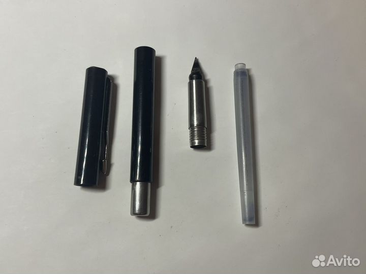Перьевая ручка Parker
