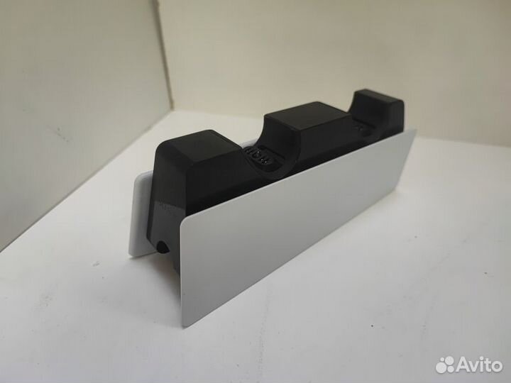 Зарядные устройства Sony CFI-ZDS1