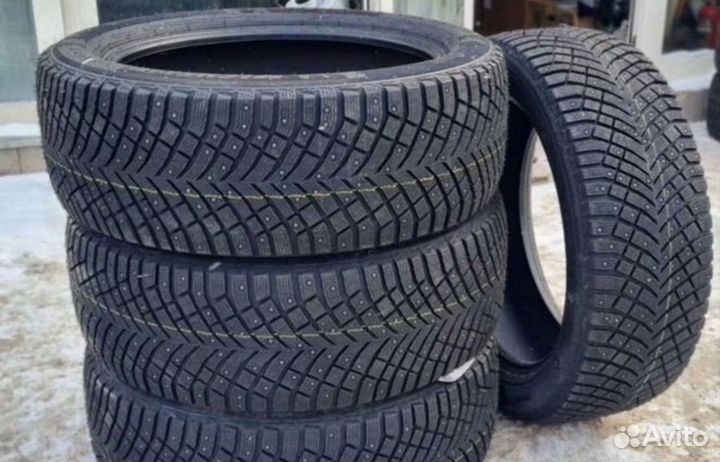 Michelin X-Ice North 4 275/45 R21 110T