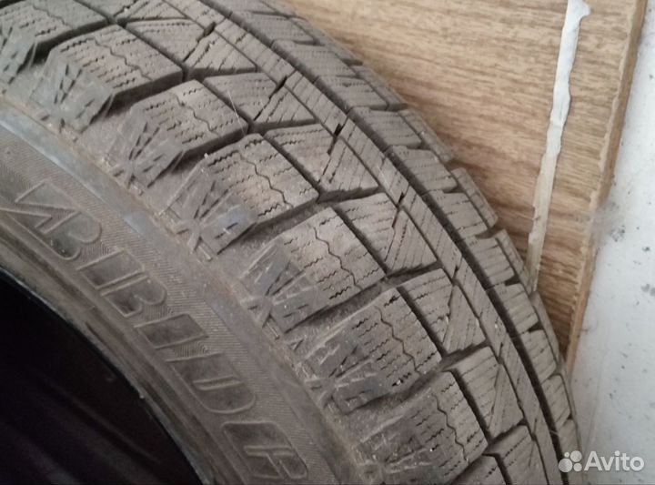 Bridgestone Blizzak Revo GZ 205/65 R16 95