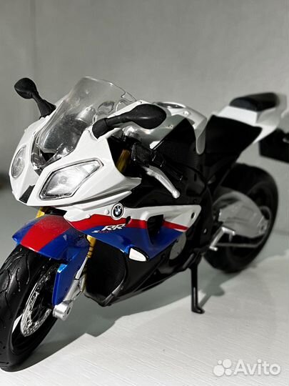 Коллекционная модель мотоцикла BMW S 1000RR