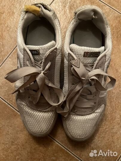 Guess кроссовки