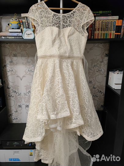 Свадебное платье