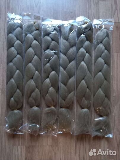 Канекалон русый, новый