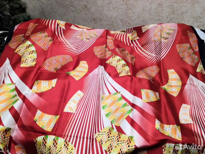 Новый платок натуральный шелк