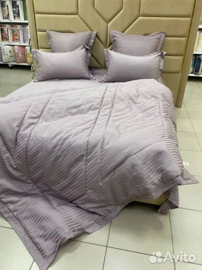 Постельное белье с одеялом Страйп Сатин