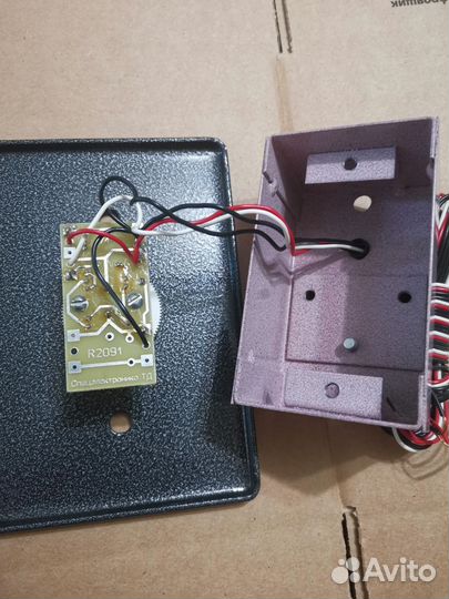 Пост вызова лифта пвл-упж (кнопка вызова лифта)