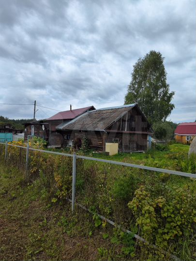 Дом 33 м² на участке 90 сот.