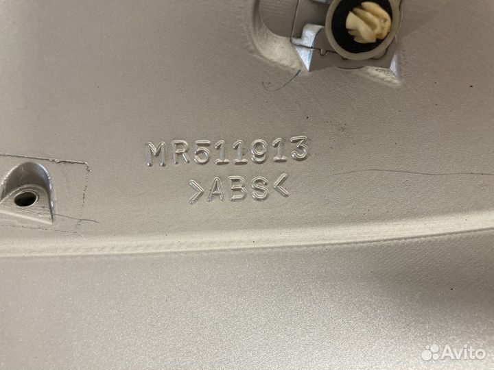 Спойлер mitsubishi outlander 1