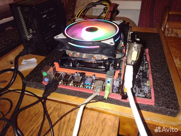 Комплект Xeon E5 2630V3 8 ядер / X99H / 16Гб DDR4