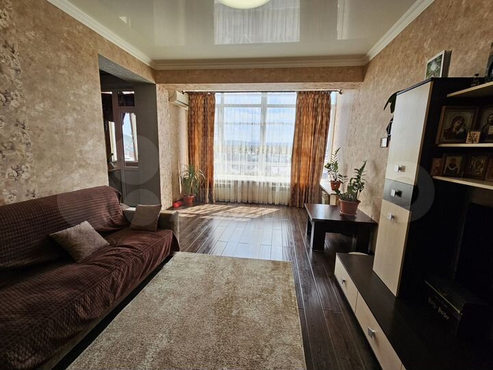 2-к. квартира, 58 м², 8/9 эт.