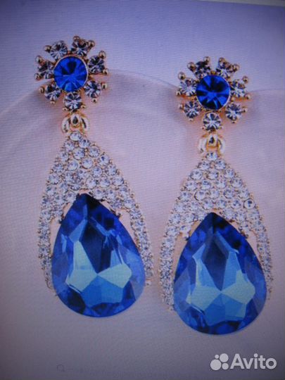 Серьги новые с синими камнями