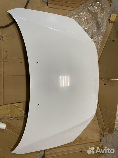 Капот LADA granta 1 белое облако