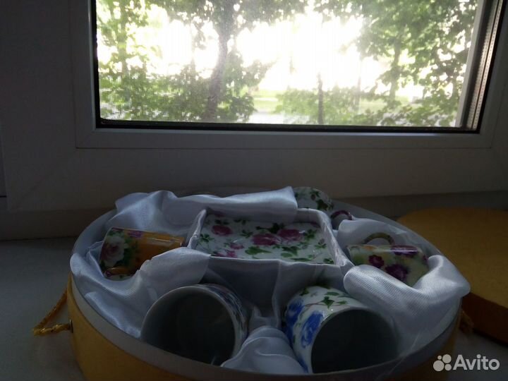 Чашки с блюдцами. Подарочный набор. Новый