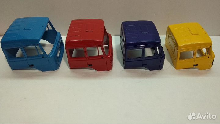 Кабина урал-4320-82м бескапотник - сборная 1/43