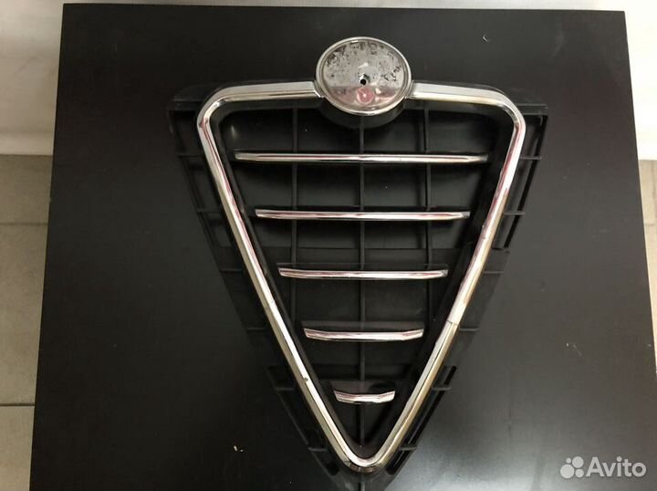 Alfa Romeo Giulietta Решетка радиатора