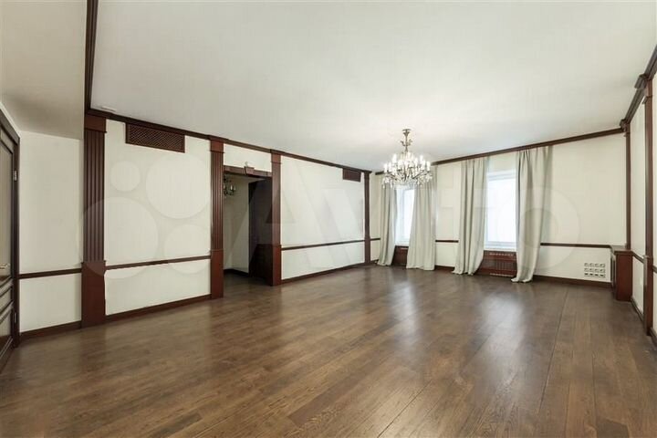 Продам здание, 617 м²