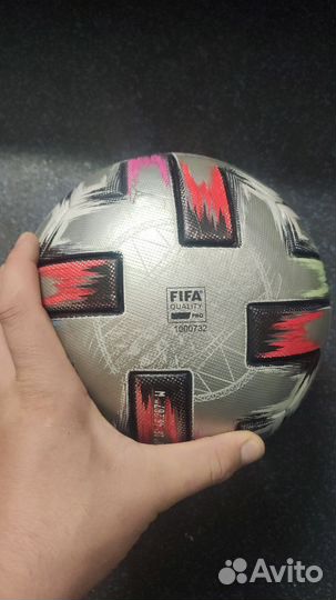 Футбольный мяч