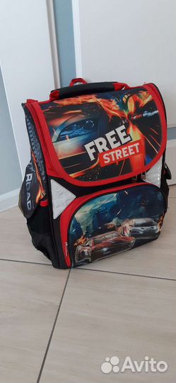 Школьный рюкзак