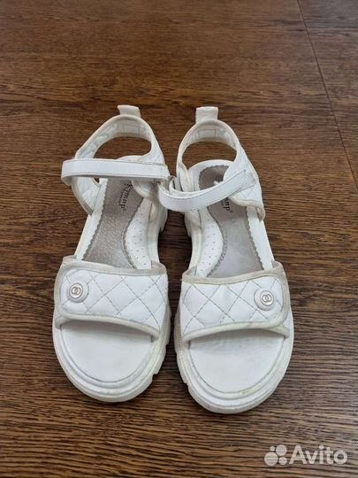 Босоножки для девочки
