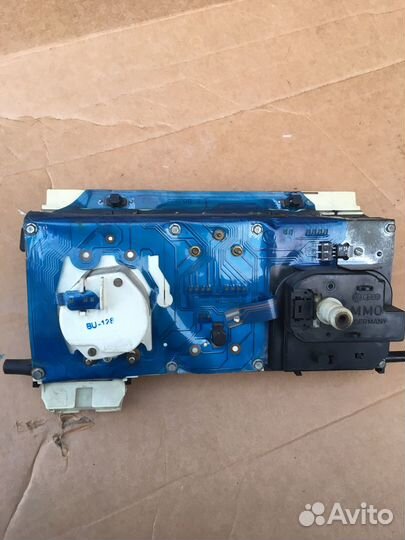 Понель приборов редкая гольф 2