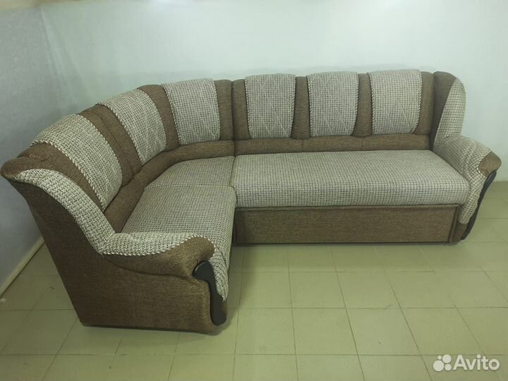 Угловой диван
