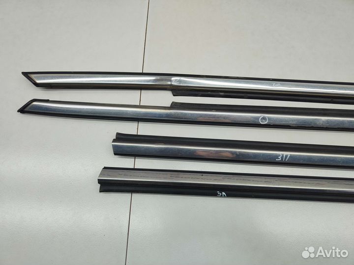 Бархотки наружные комплект Suzuki Cultus GC21S