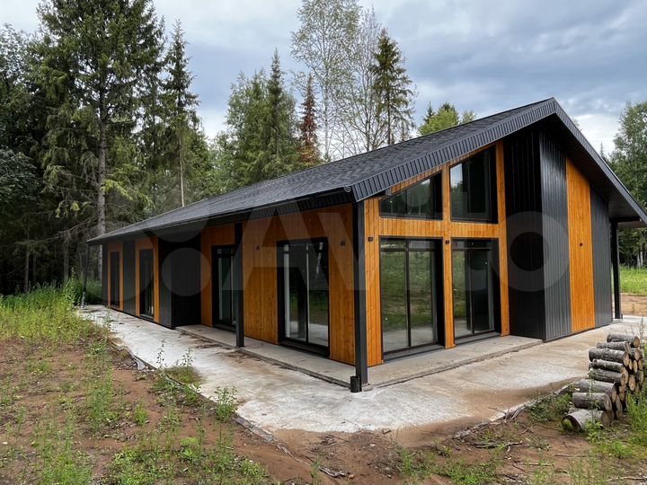 Дом 159,8 м² на участке 24,9 сот.