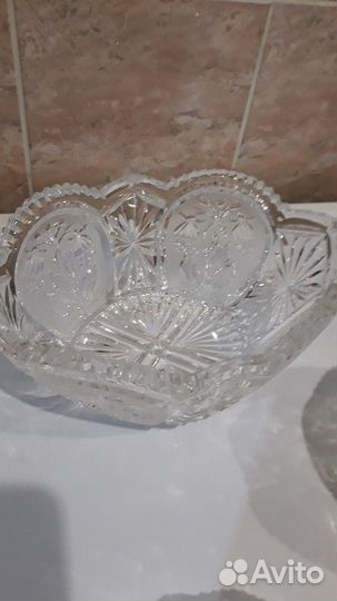 Хрустальная ваза