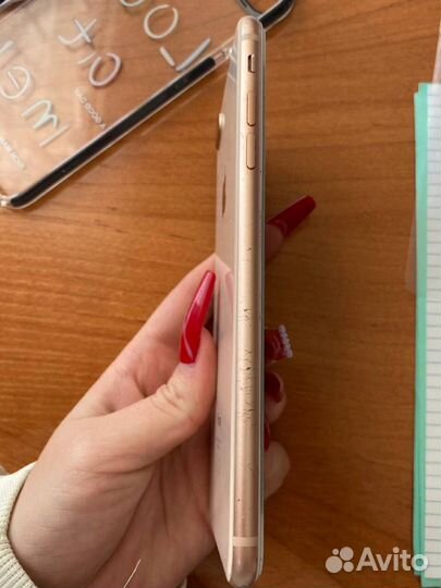 iPhone 8 Plus, 64 ГБ