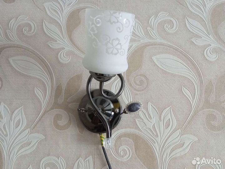 Светильник настенный бу 2 шт