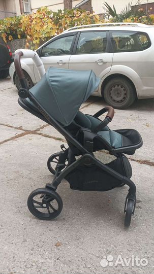 Прогулочная коляска